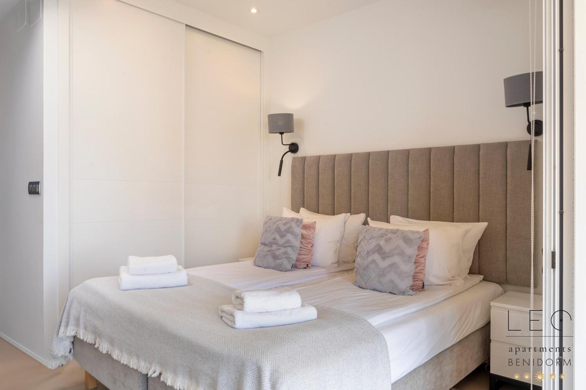 Intempo & By Leo Benidorm